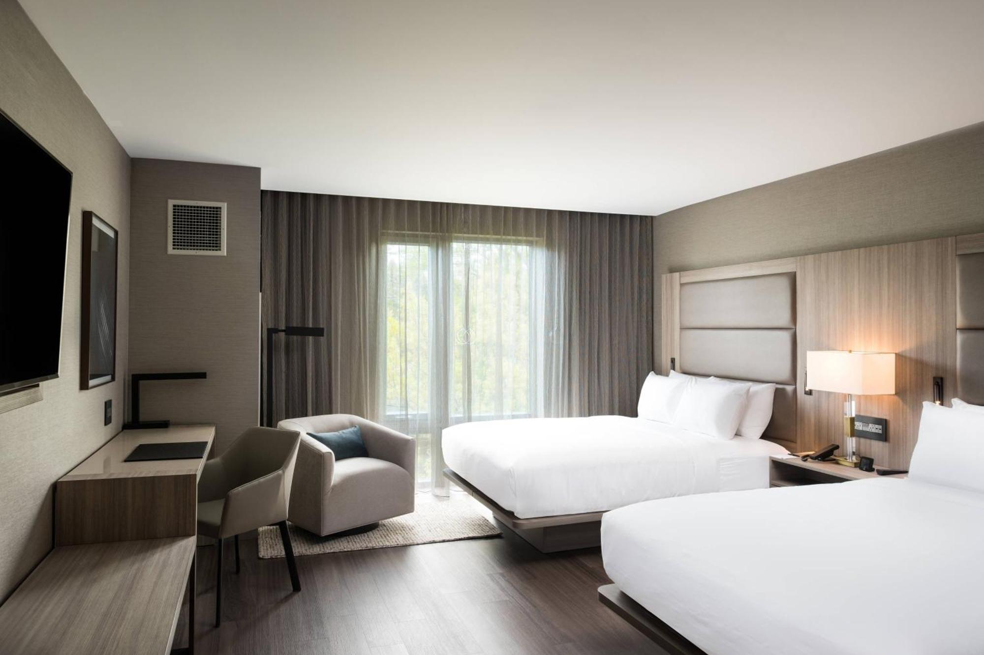 Ac Hotel By Marriott Boston Cleveland Circle Kültér fotó