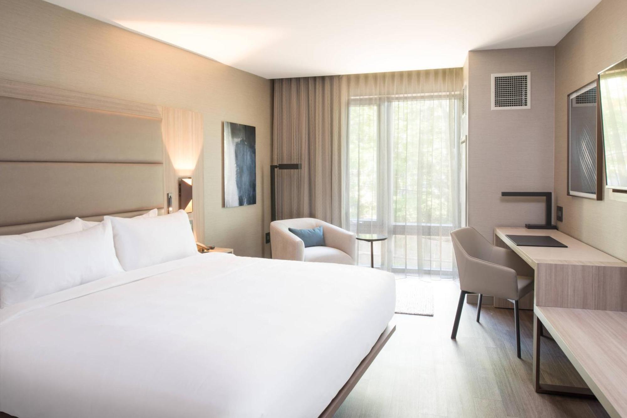 Ac Hotel By Marriott Boston Cleveland Circle Kültér fotó